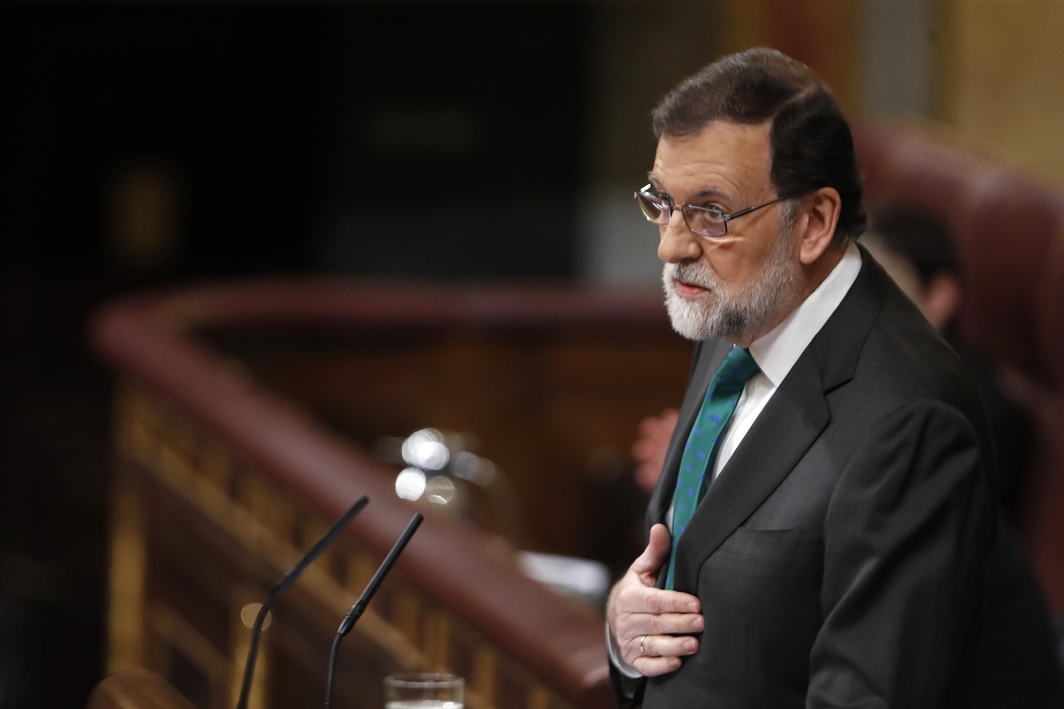 Rajoy acusa a Sánchez de ser "pura ambigüedad táctica" y no tener proyecto Rajoy acusa a Sánchez de ser "pura ambigüedad táctica" y no tener proyecto