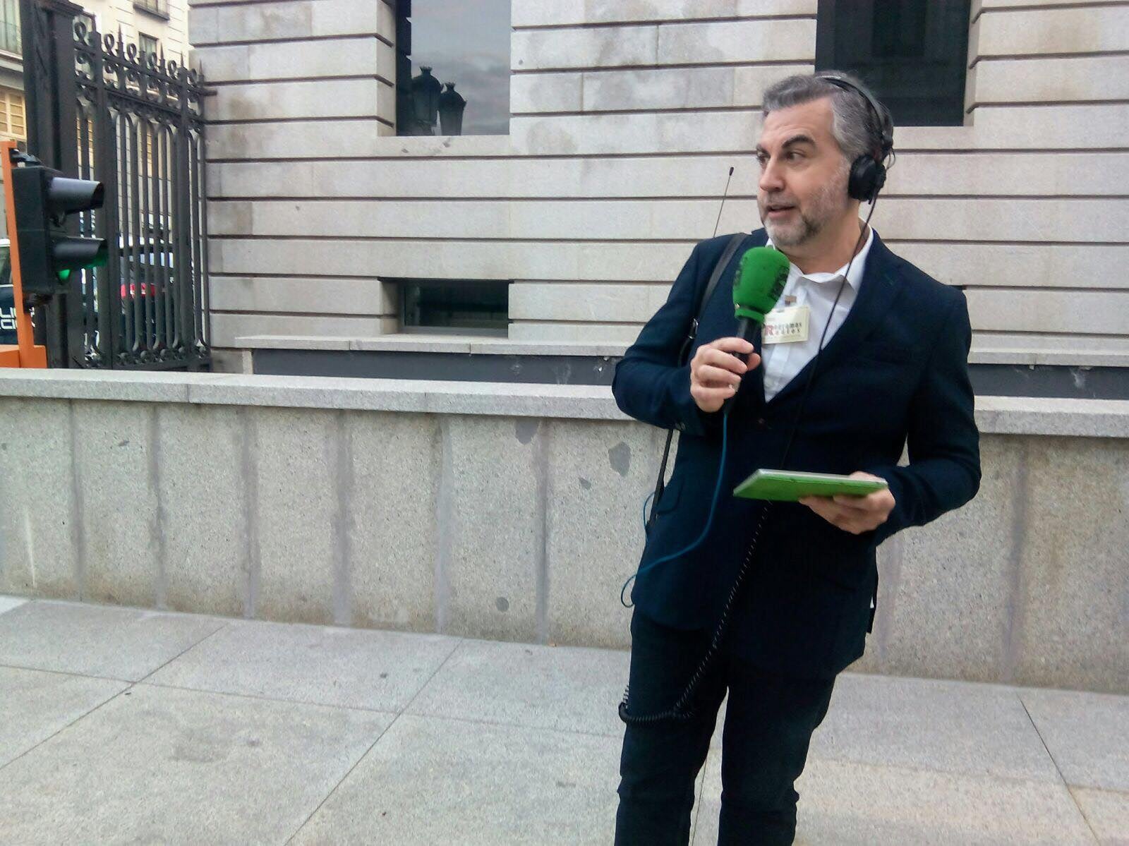 Monólogo de Alsina: "Para Sánchez esto es el partido de vuelta de la eliminatoria que empezó hace dos años, cuando intentó gobernar habiendo perdido las elecciones" Monólogo de Alsina: "Para Sánchez esto es el partido de vuelta de la eliminatoria que empezó hace dos años, cuando intentó gobernar habiendo perdido las elecciones"