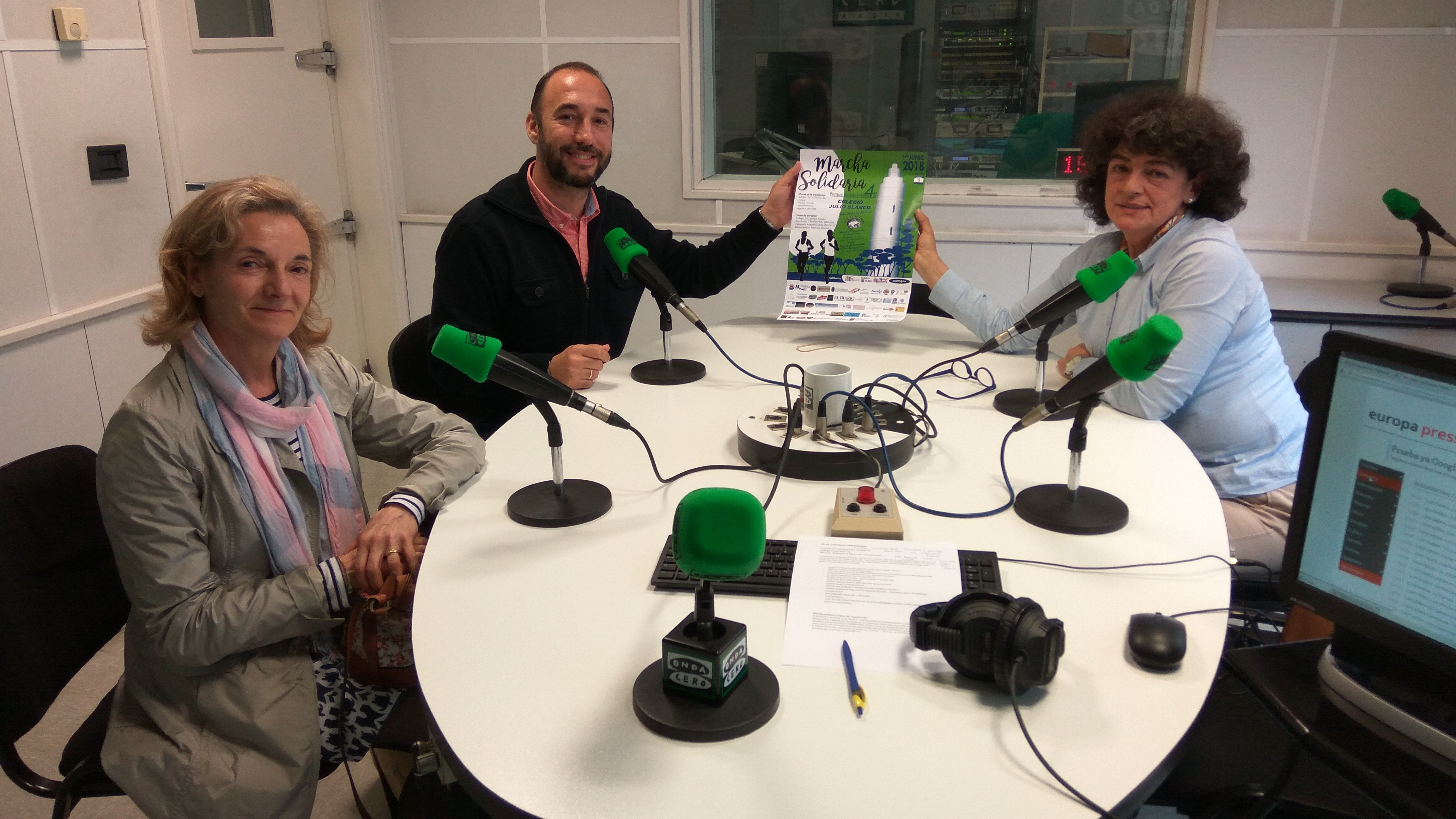 Aquí en la Onda Cantabria. Colectivos: Marcha Solidaria del Colegio Julio Pablo a favor de la Asociación Caminando Aquí en la Onda Cantabria. Colectivos: Marcha Solidaria del Colegio Julio Pablo a favor de la Asociación Caminando