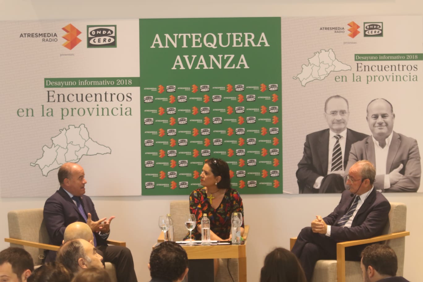 Encuentro de Alcaldes auspiciado por Onda Cero Encuentro de Alcaldes auspiciado por Onda Cero