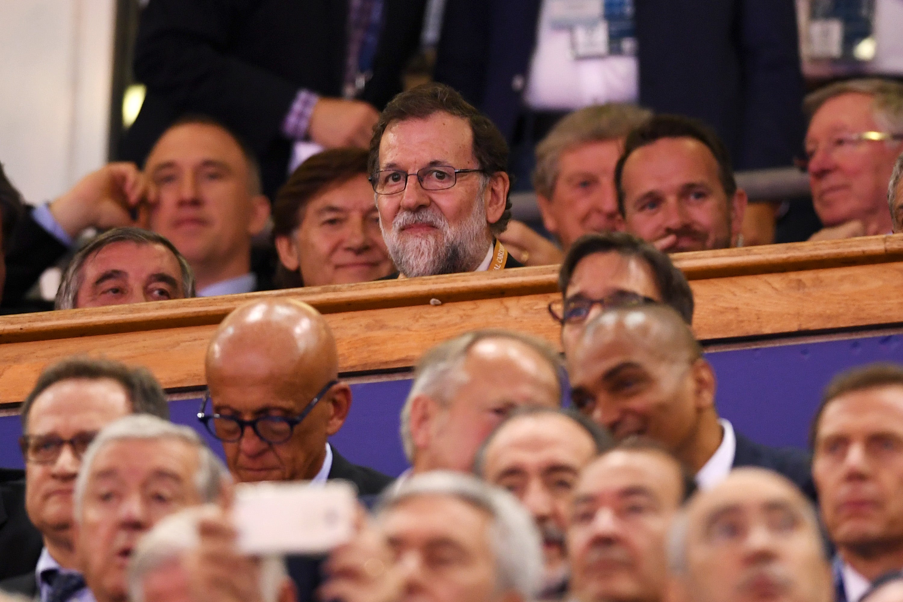Una casa de apuestas paga 1.000 euros a uno que Mariano Rajoy sea el próximo entrenador del Real Madrid Una casa de apuestas paga 1.000 euros a uno que Mariano Rajoy sea el próximo entrenador del Real Madrid