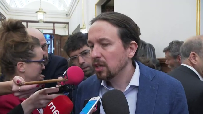 Iglesias afirma que Rajoy ha sabido mantener la "elegancia" que no ha demostrado Rafael Hernando en el debate Iglesias afirma que Rajoy ha sabido mantener la "elegancia" que no ha demostrado Rafael Hernando en el debate