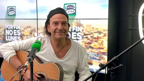 &Aacute;lvaro Urquijo de Los Secretos