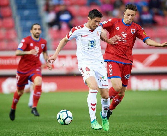 <p>Zaragoza-Numancia y Sporting-Valladolid, enfrentamientos del 'playoff' de ascenso a Primera; la Cultural baja a Segunda B</p> <p>Zaragoza-Numancia y Sporting-Valladolid, enfrentamientos del 'playoff' de ascenso a Primera; la Cultural baja a Segunda B</p>