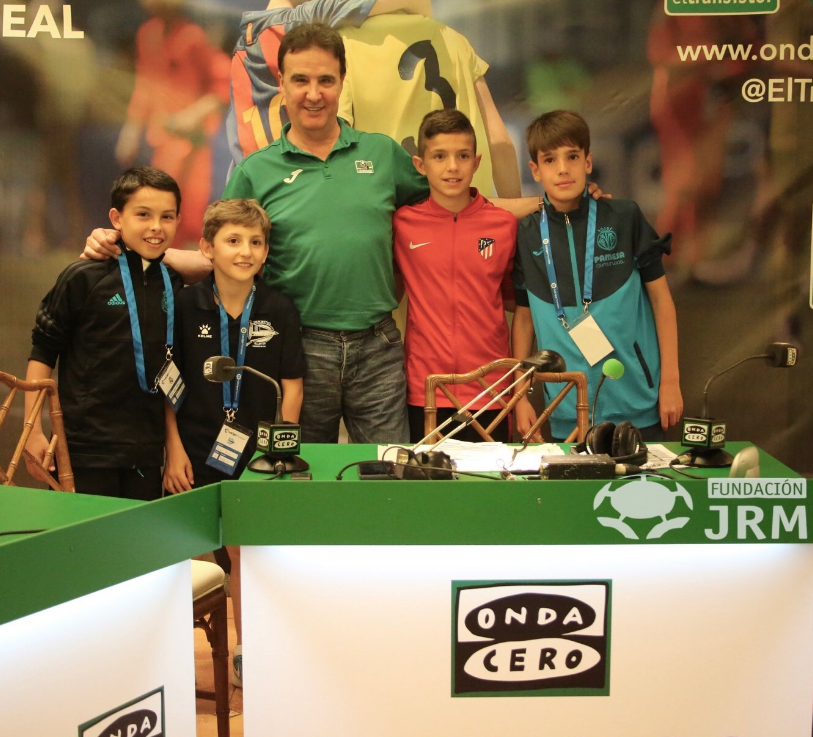 De la Morena analiza con Cobo, Unax, Adrián y Pedro la primera jornada de la Liga Promises De la Morena analiza con Cobo, Unax, Adrián y Pedro la primera jornada de la Liga Promises