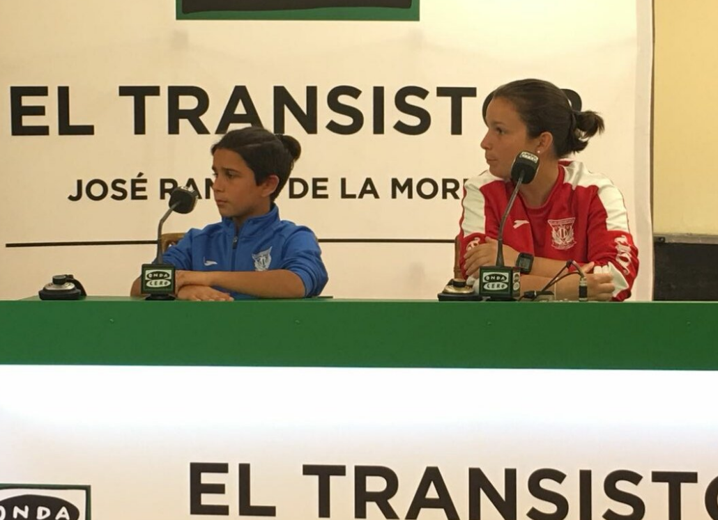 Así es Jara Cuenca, la única entrenadora del torneo de la Liga Promises Así es Jara Cuenca, la única entrenadora del torneo de la Liga Promises