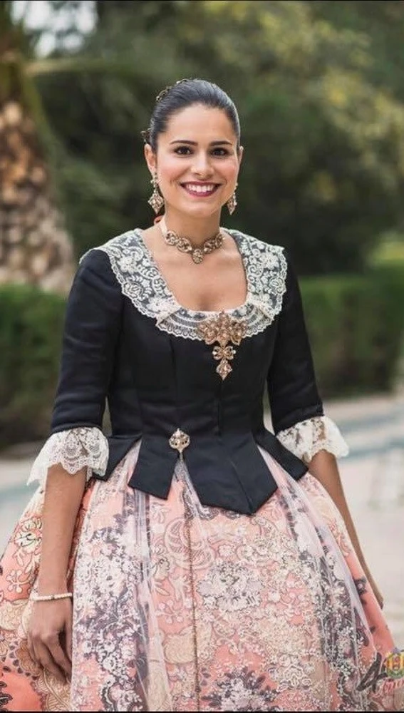 Esther Durá Martínez, Reina Mayor de las Fiestas de Elche 2018 Esther Durá Martínez, Reina Mayor de las Fiestas de Elche 2018