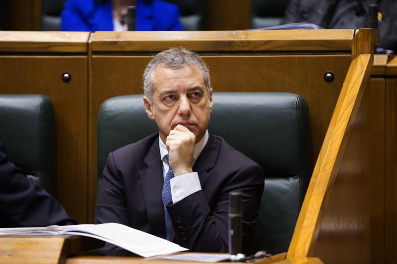 <p>Urkullu pide a Sánchez diálogo para avanzar en el autogobierno y la bilateralidad</p> <p>Urkullu pide a Sánchez diálogo para avanzar en el autogobierno y la bilateralidad</p>