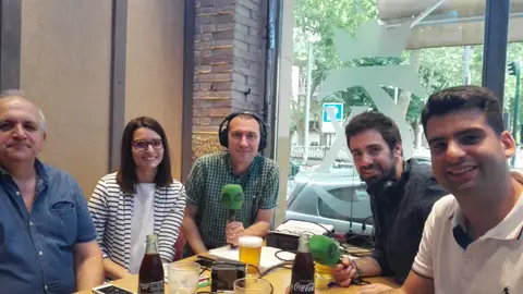 De tu blusa y tu bandera De tu blusa y tu bandera