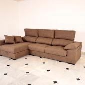 Entra en www.jugamosconelcorazon.com/elche y consigue este fantástico sofá de tres plazas más chaislongue.