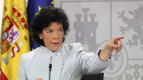 Isabel Celaá en la rueda de prensa posterior al Consejo de Ministros Isabel Celaá en la rueda de prensa posterior al Consejo de Ministros