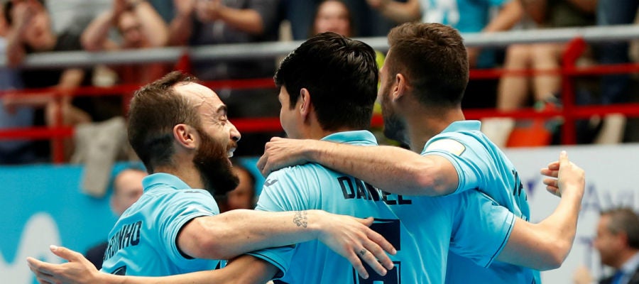 El Movistar Inter celebra un gol El Movistar Inter celebra un gol