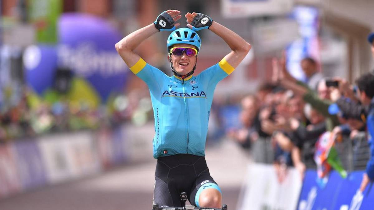 Pello Bilbao tras ganar la etapa en el Dauphiné: "Me he quitado la espinita del Giro" Pello Bilbao tras ganar la etapa en el Dauphiné: "Me he quitado la espinita del Giro"