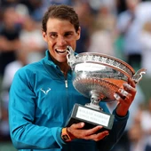 Rafa Nadal 'muerde' su undécima Copa de los Mosqueteros Rafa Nadal 'muerde' su undécima Copa de los Mosqueteros