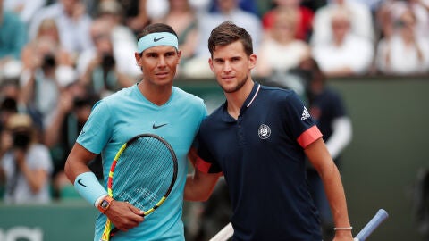 Nadal y Thiem posan juntos en la foto antes de la final