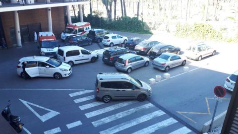 &Aacute;rea junto a la UIAE del Hospital General de Elche en la que pide actuar la formaci&oacute;n pol&iacute;tica