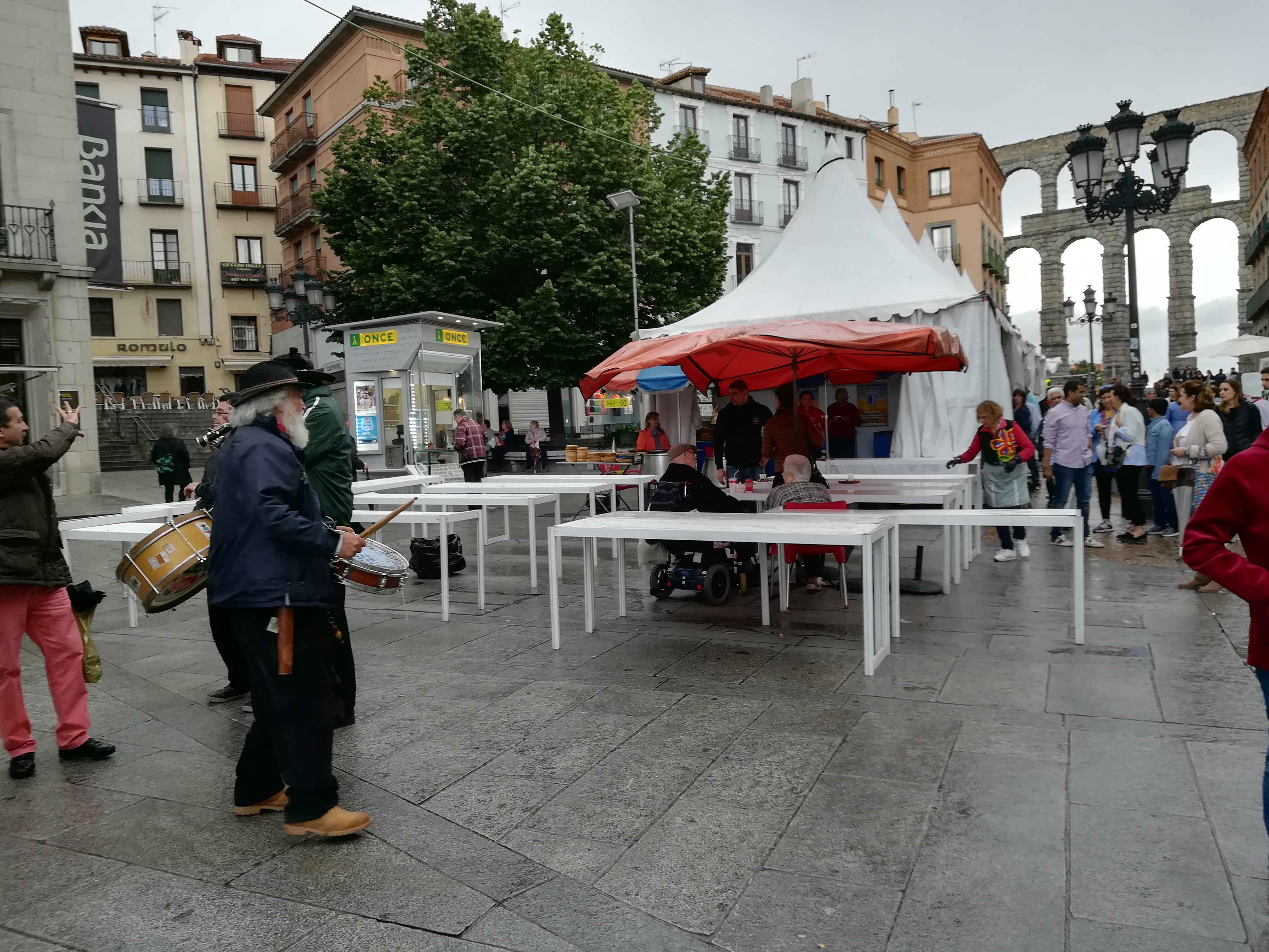 La Caravana Cultural de las Mujeres Rurales de Fademur hace parada en Piornal La Caravana Cultural de las Mujeres Rurales de Fademur hace parada en Piornal
