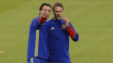 Pablo Sanz y Julen Lopetegui, entrenadores de la Selecci&oacute;n espa&ntilde;ola de f&uacute;tbol