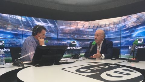 Vicente Del Bosque con Jos&eacute; Ram&oacute;n de la Morena. 