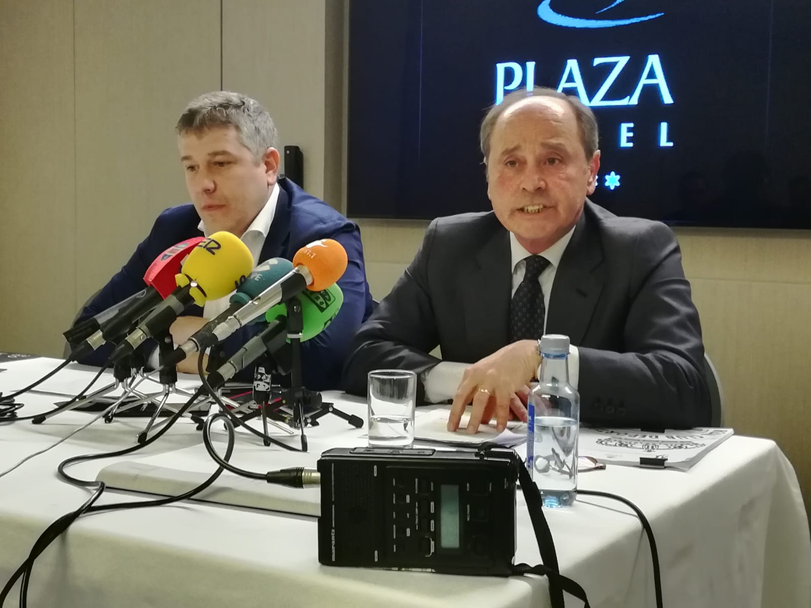 Miguel Otero presentará su candidatura el próximo viernes y usará el modelo tradicional de delegación de acciones en la Junta de julio Miguel Otero presentará su candidatura el próximo viernes y usará el modelo tradicional de delegación de acciones en la Junta de julio