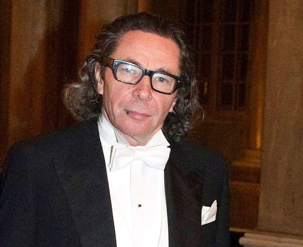 Dos años de cárcel por violación para el protagonista del escándalo sexual en la Academia Nobel Dos años de cárcel por violación para el protagonista del escándalo sexual en la Academia Nobel