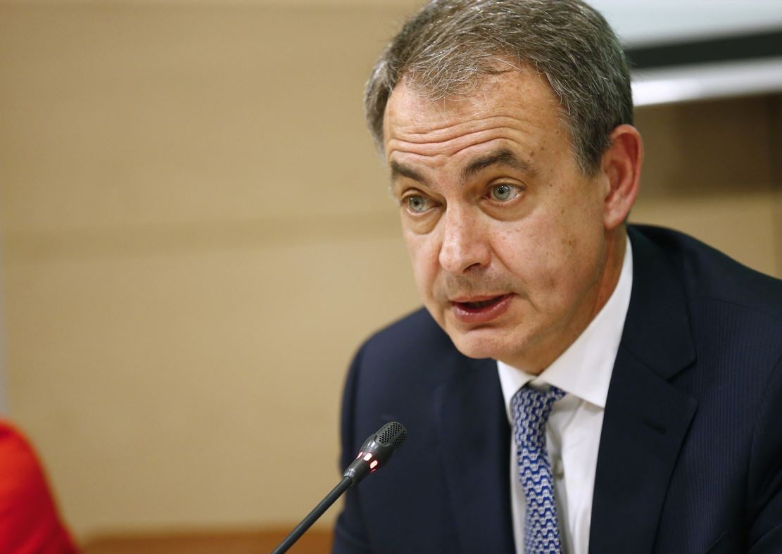 Zapatero apoya que haya "soluciones políticas" con "diálogo" para Cataluña Zapatero apoya que haya "soluciones políticas" con "diálogo" para Cataluña