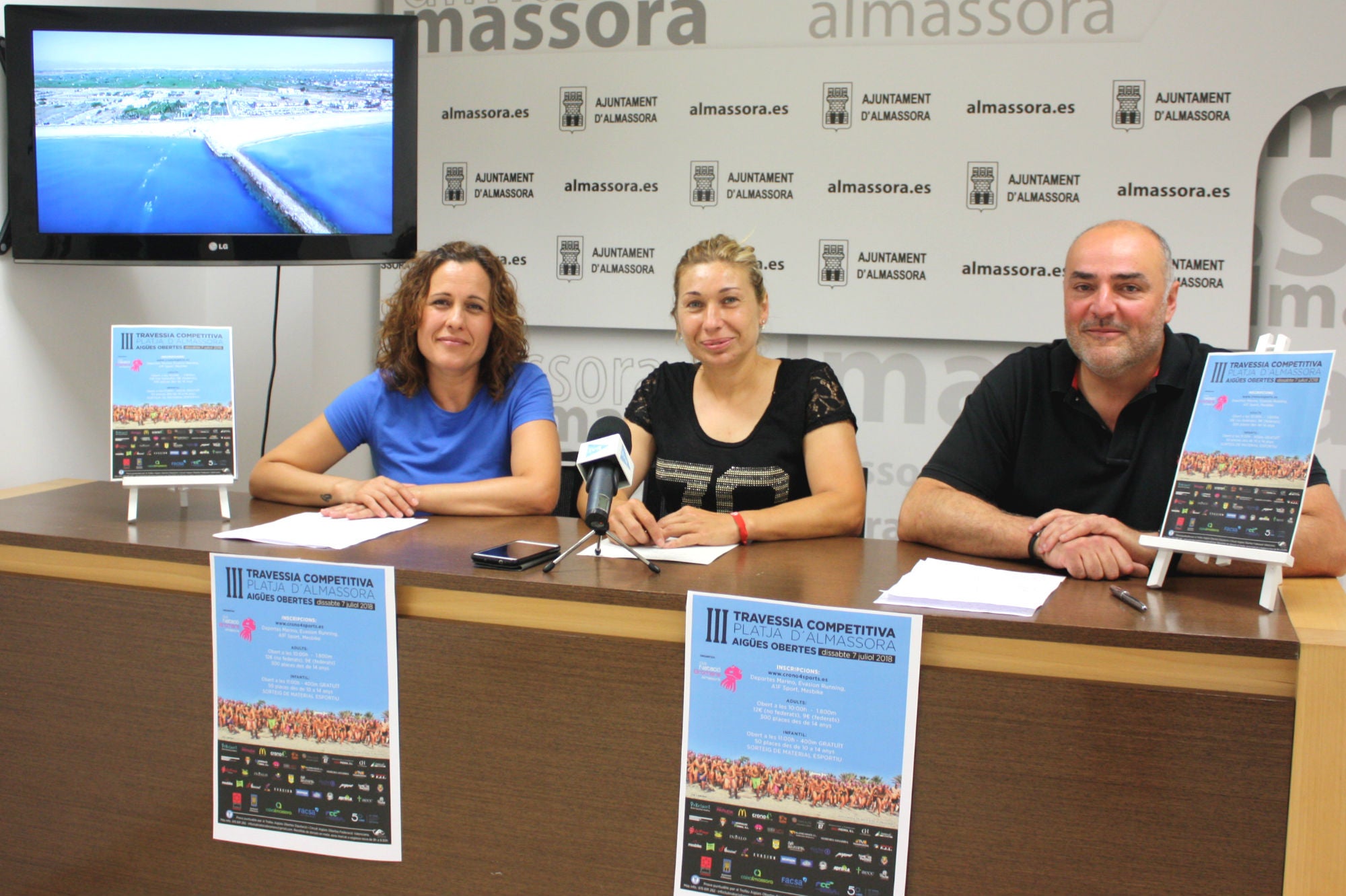 <p><span>Más de 300 nadadores se sumergirán en la III Travessia Platja d’Almassora</span></p> <p><span>Más de 300 nadadores se sumergirán en la III Travessia Platja d’Almassora</span></p>