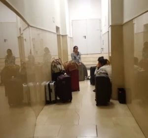 El infierno de convivir con 40 pisos turísticos en este edificio de Madrid El infierno de convivir con 40 pisos turísticos en este edificio de Madrid