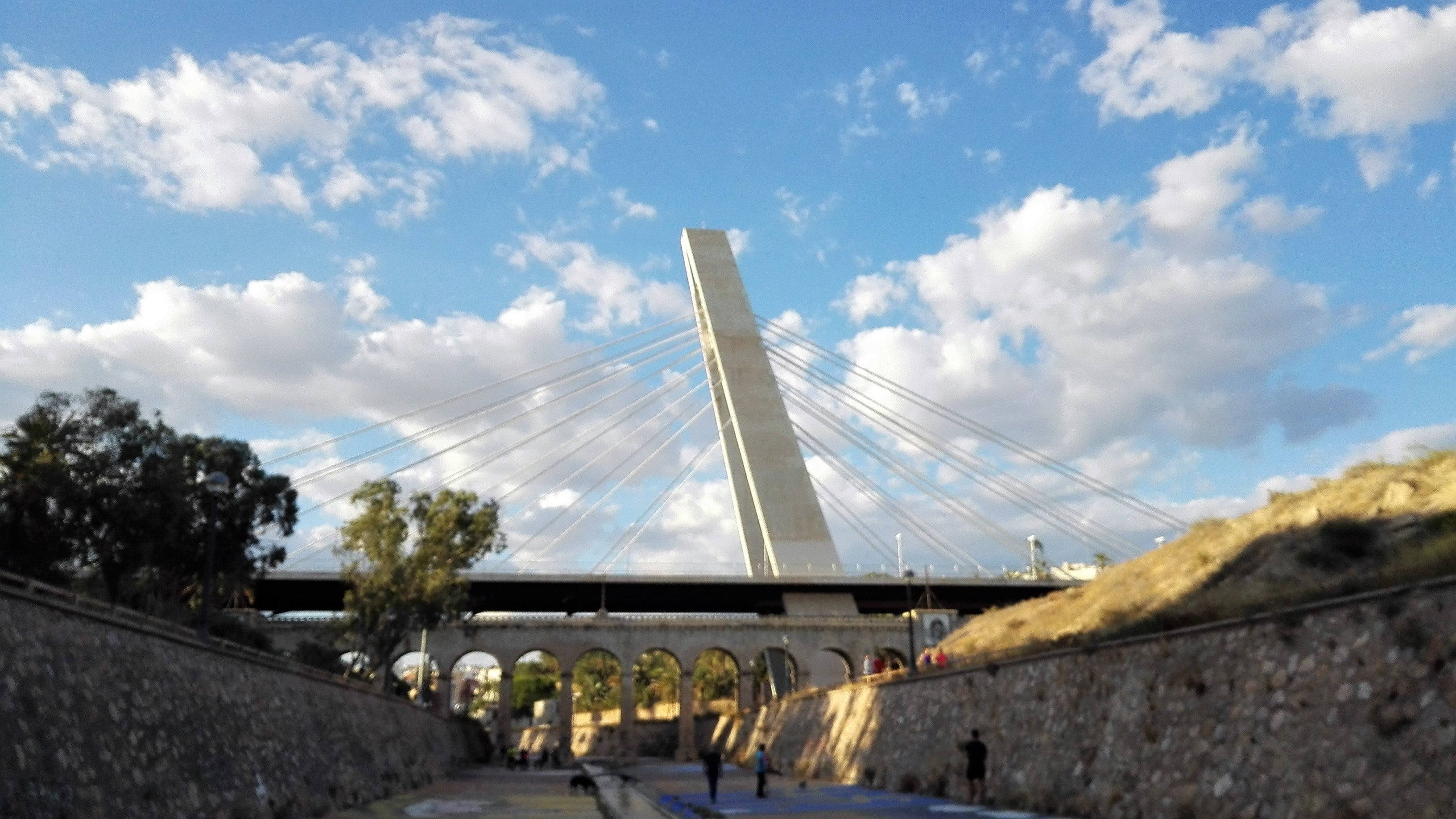 <p>Continúa el calor en el conjunto de la comarca del Baix Vinalopó</p> <p>Continúa el calor en el conjunto de la comarca del Baix Vinalopó</p>
