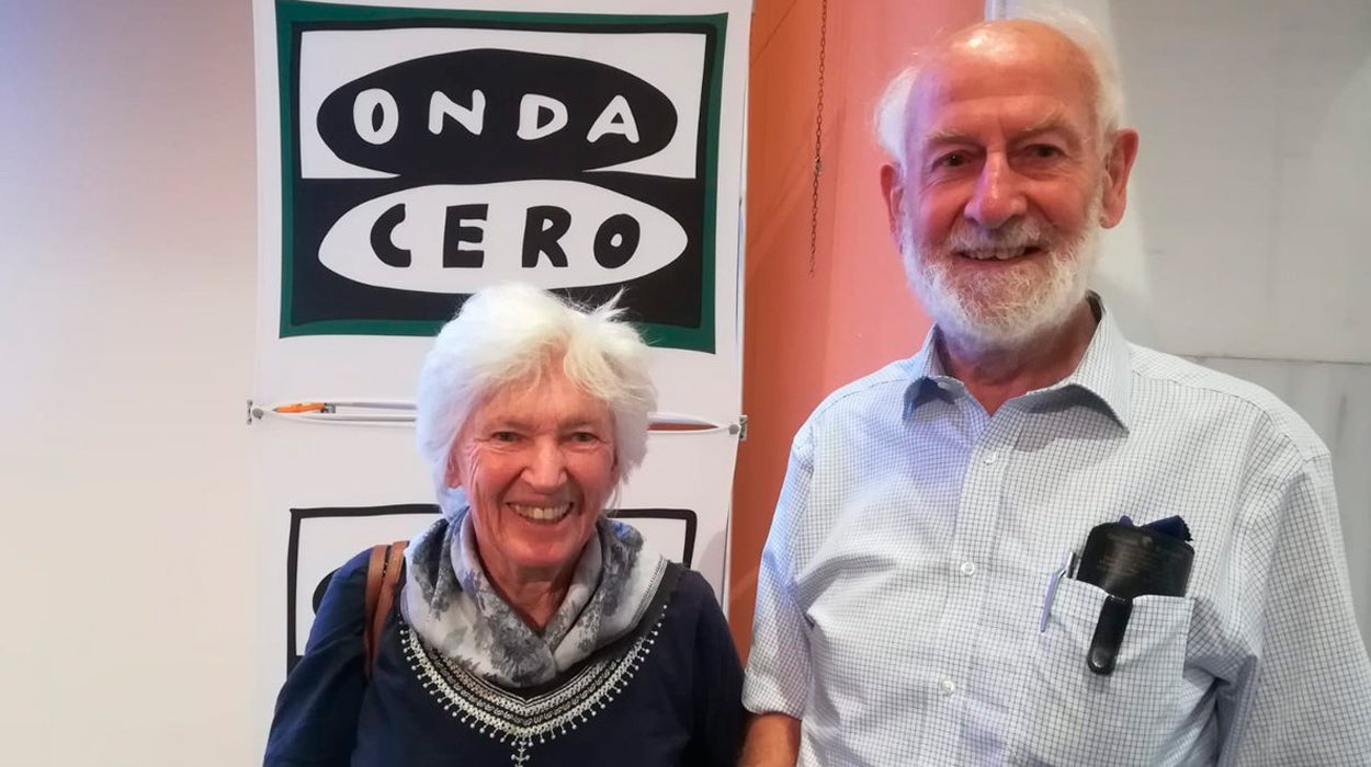 Rose Mary y Peter Grant: "Los animales de gran tamaño, como las aves, pueden evolucionar en un periodo muy corto" Rose Mary y Peter Grant: "Los animales de gran tamaño, como las aves, pueden evolucionar en un periodo muy corto"