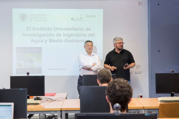 <p class="MsoNormal">La Cátedra FACSA de la UJI analiza las técnicas para mejorar los sistemas de transporte y distribución de agua<o:p></o:p></p> <p class="MsoNormal">La Cátedra FACSA de la UJI analiza las técnicas para mejorar los sistemas de transporte y distribución de agua<o:p></o:p></p>