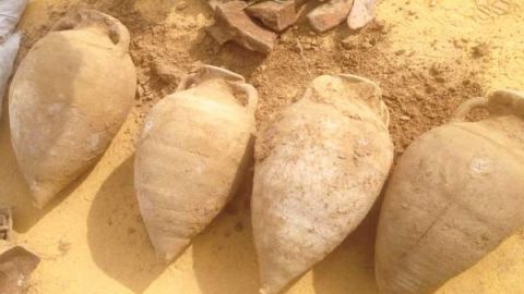 Tesoro romano, compuesto por 19 &aacute;nforas y 600 kilos de monedas romanas e los siglos III y IV, encontrado en Tomares, Sevilla