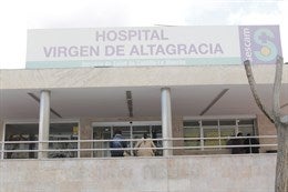 <p>Un hombre herido por arma blanca y una mujer por contusiones en la A-4, a la altura de Membrilla <p>Un hombre herido por arma blanca y una mujer por contusiones en la A-4, a la altura de Membrilla
