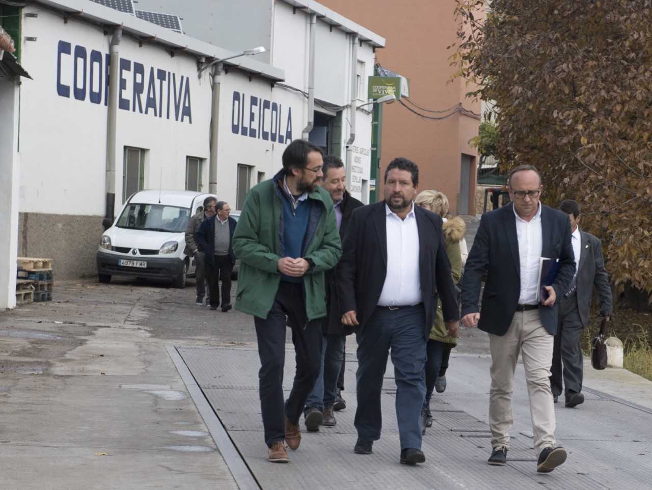 <p><span>La Diputación fomentará el consumo de aceite autóctono con Castelló Ruta de Sabor y la XVIII Feria del Aceite de Oliva de Viver</span></p> <p><span>La Diputación fomentará el consumo de aceite autóctono con Castelló Ruta de Sabor y la XVIII Feria del Aceite de Oliva de Viver</span></p>