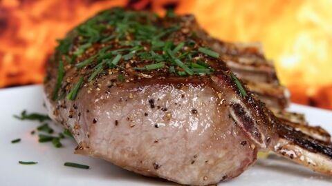 Imagen de archivo de carne asada