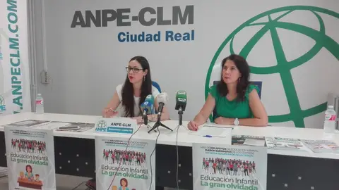 María Castro y Mónica Sanchez de la Nieta durante la rueda de prensa María Castro y Mónica Sanchez de la Nieta durante la rueda de prensa