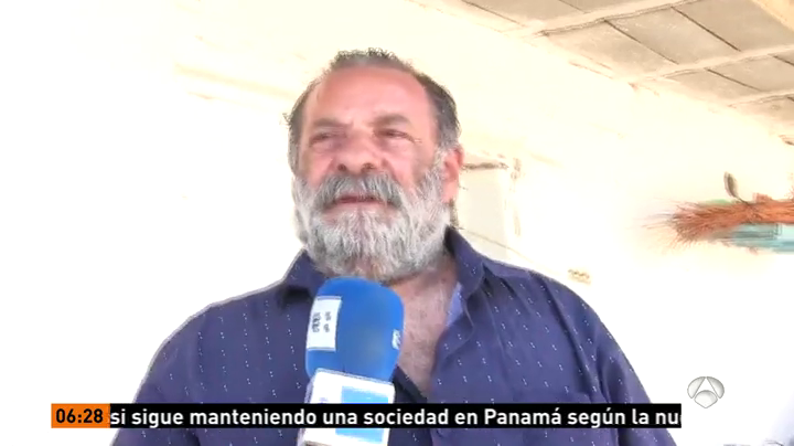 Juan Manuel y su familia creen que la Junta se equivoca al retirarle varios de sus hijos Juan Manuel y su familia creen que la Junta se equivoca al retirarle varios de sus hijos