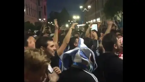 La afición de Argentina canta en las calles de Rusia La afición de Argentina canta en las calles de Rusia
