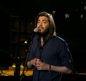 Salvador Sobral nos fascina con su peculiar actuación de la canción 'Prometo não prometer'en 'El Hormiguero 3.0' Salvador Sobral nos fascina con su peculiar actuación de la canción 'Prometo não prometer'en 'El Hormiguero 3.0'