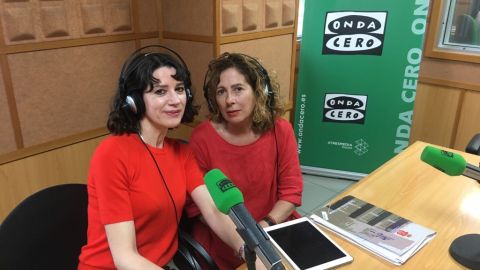 La presidenta de la Asociaci&oacute;n de Mujeres Juezas de Espa&ntilde;a y magistrada del TSJC Gloria Poyatos y Carmen Sim&oacute;n Magistrada encargada del Registro Civil &uacute;nico de Las Palmas