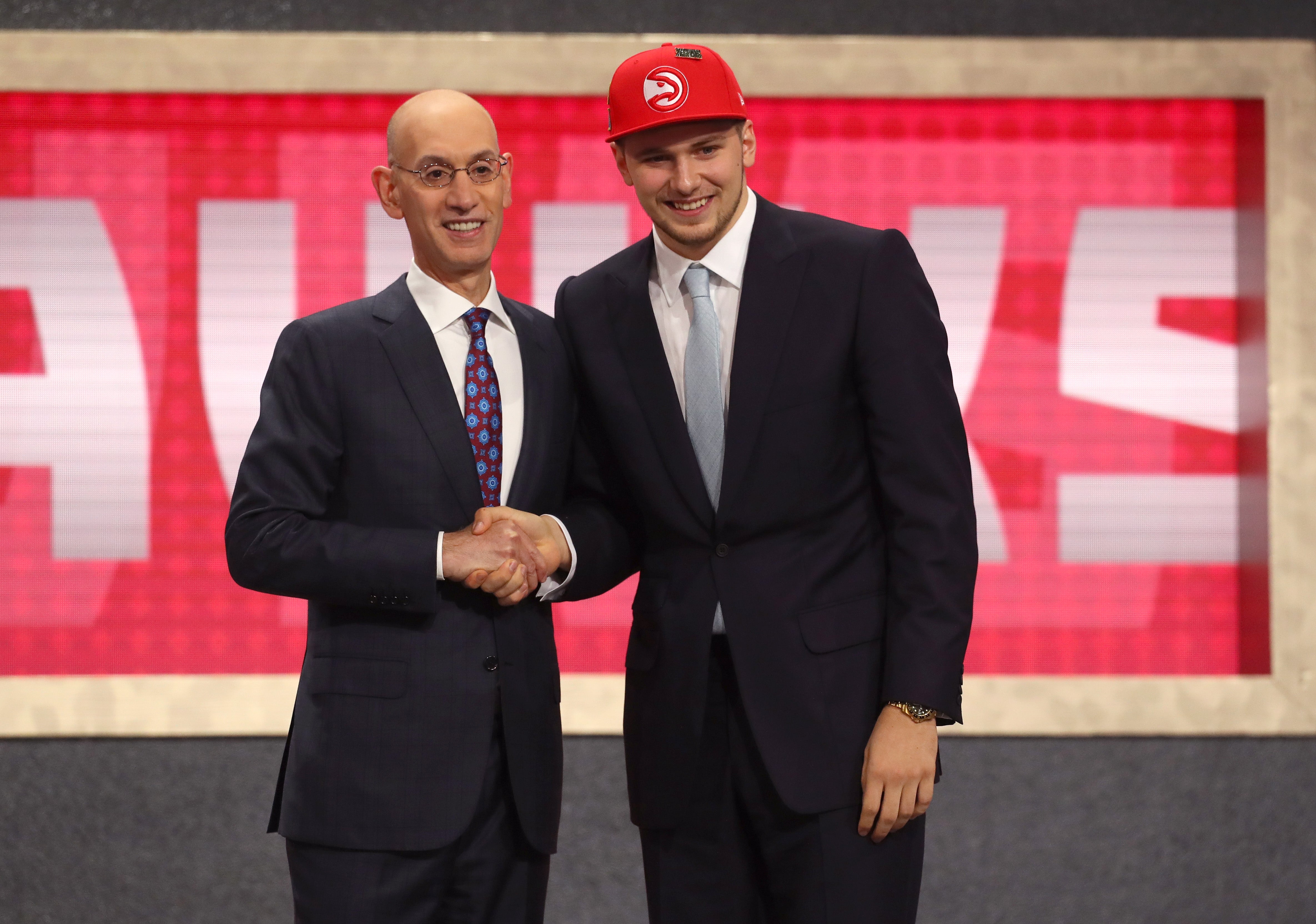 Jordi Fernández, asistente en los Nuggets: "Es histórico el puesto de Doncic, puede ser All-Star pero debe demostrarlo" Jordi Fernández, asistente en los Nuggets: "Es histórico el puesto de Doncic, puede ser All-Star pero debe demostrarlo"