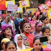 Manifestación contra las agresiones sexuales en India