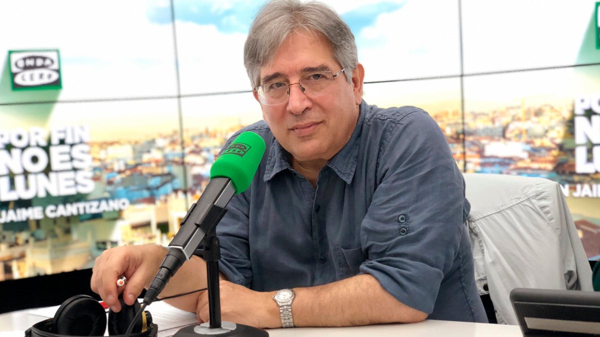 Los mitos de la nueva política: las primarias, las puertas giratorias y los cargos de confianza Los mitos de la nueva política: las primarias, las puertas giratorias y los cargos de confianza