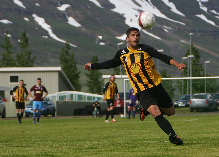 Álvaro Montejo, futbolista español en Islandia: "Aquí están apasionados con el Mundial, a ver si pasan" Álvaro Montejo, futbolista español en Islandia: "Aquí están apasionados con el Mundial, a ver si pasan"