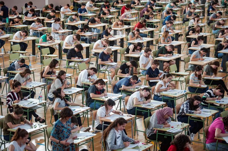 Galicia preparada para implantar la nueva selectividad, "cuando Educación ponga negro sobre blanco" Galicia preparada para implantar la nueva selectividad, "cuando Educación ponga negro sobre blanco"