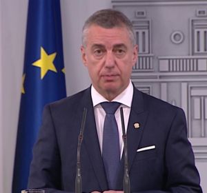 Urkullu y Sánchez acuerdan crear grupo bilateral para traspasar competencias Urkullu y Sánchez acuerdan crear grupo bilateral para traspasar competencias