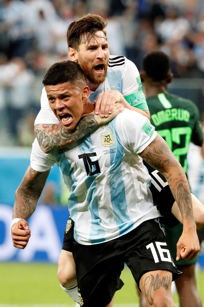 Un gol de Rojo en los últimos minutos clasifica a Argentina a octavos Un gol de Rojo en los últimos minutos clasifica a Argentina a octavos