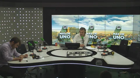 Monólogo de Alsina: "El objetivo del Gobierno es hacer del Aquarius algo tan excepcional que recibir otros barcos sea implanteable" Monólogo de Alsina: "El objetivo del Gobierno es hacer del Aquarius algo tan excepcional que recibir otros barcos sea implanteable"