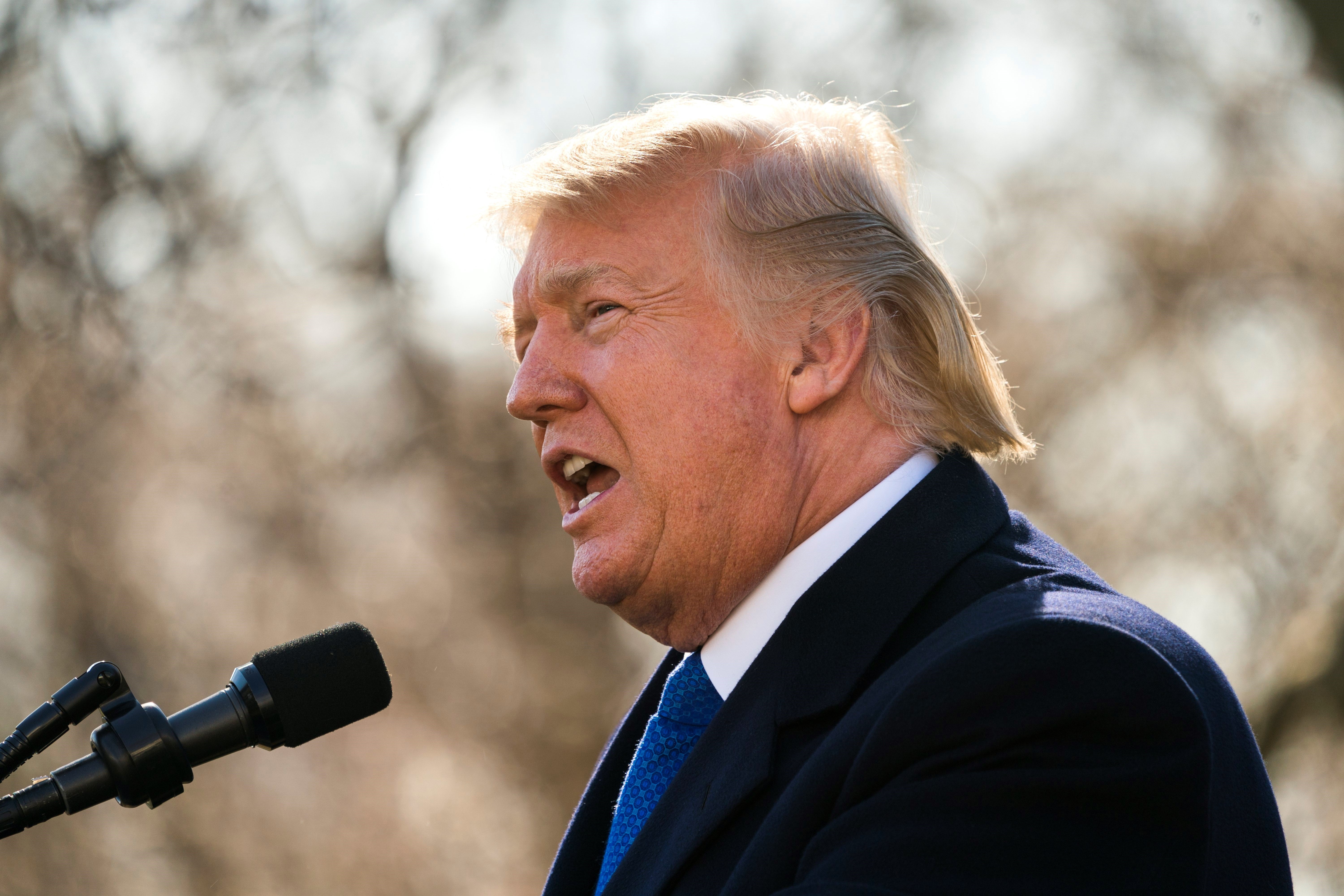 Una juez rechaza la solicitud de Trump para detener a niños inmigrantes durante un largo periodo de tiempo Una juez rechaza la solicitud de Trump para detener a niños inmigrantes durante un largo periodo de tiempo