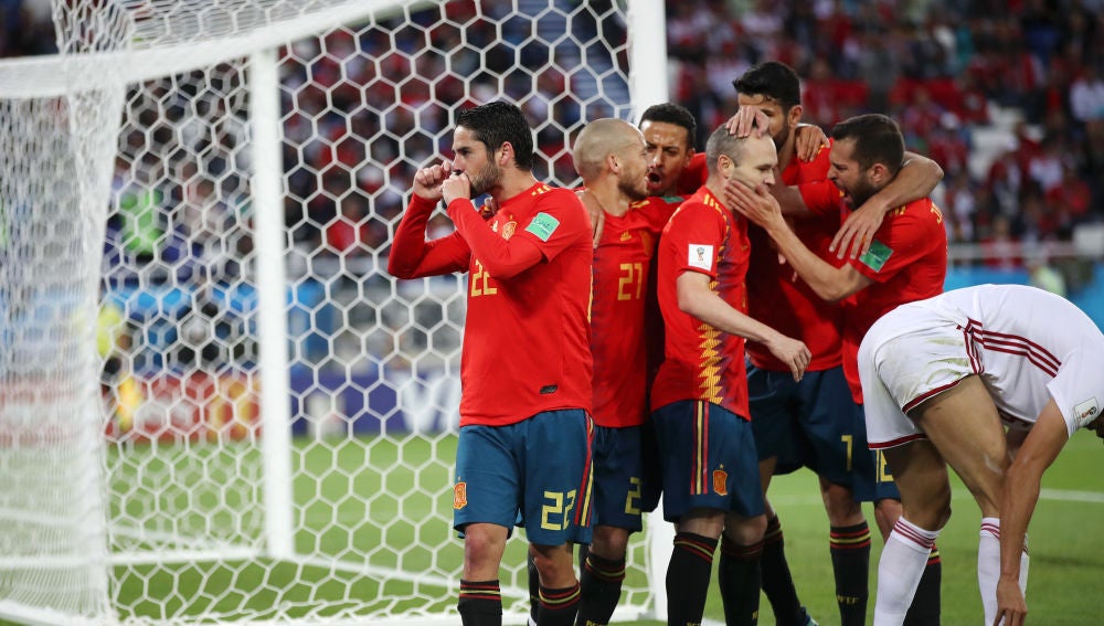 Tertulia: ¿Es una buena medida el VAR en los partidos del Mundial? Tertulia: ¿Es una buena medida el VAR en los partidos del Mundial?